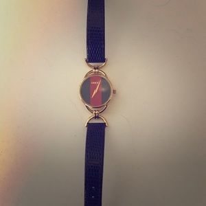 Vintage Gucci watch 6000L like new